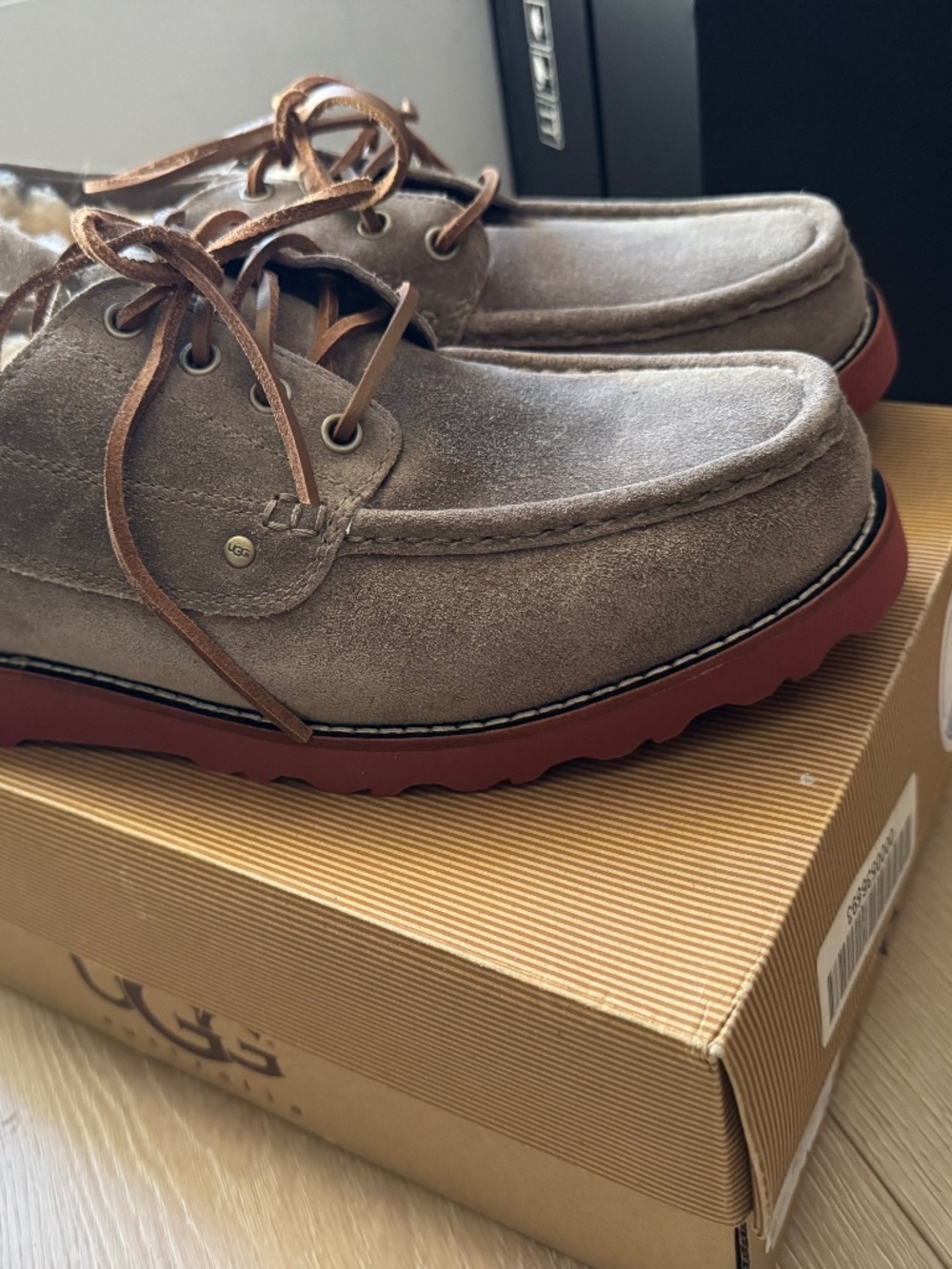 UGG Australia Men’s Grattan Lace Boat Shoes / Slippers, style 1001601